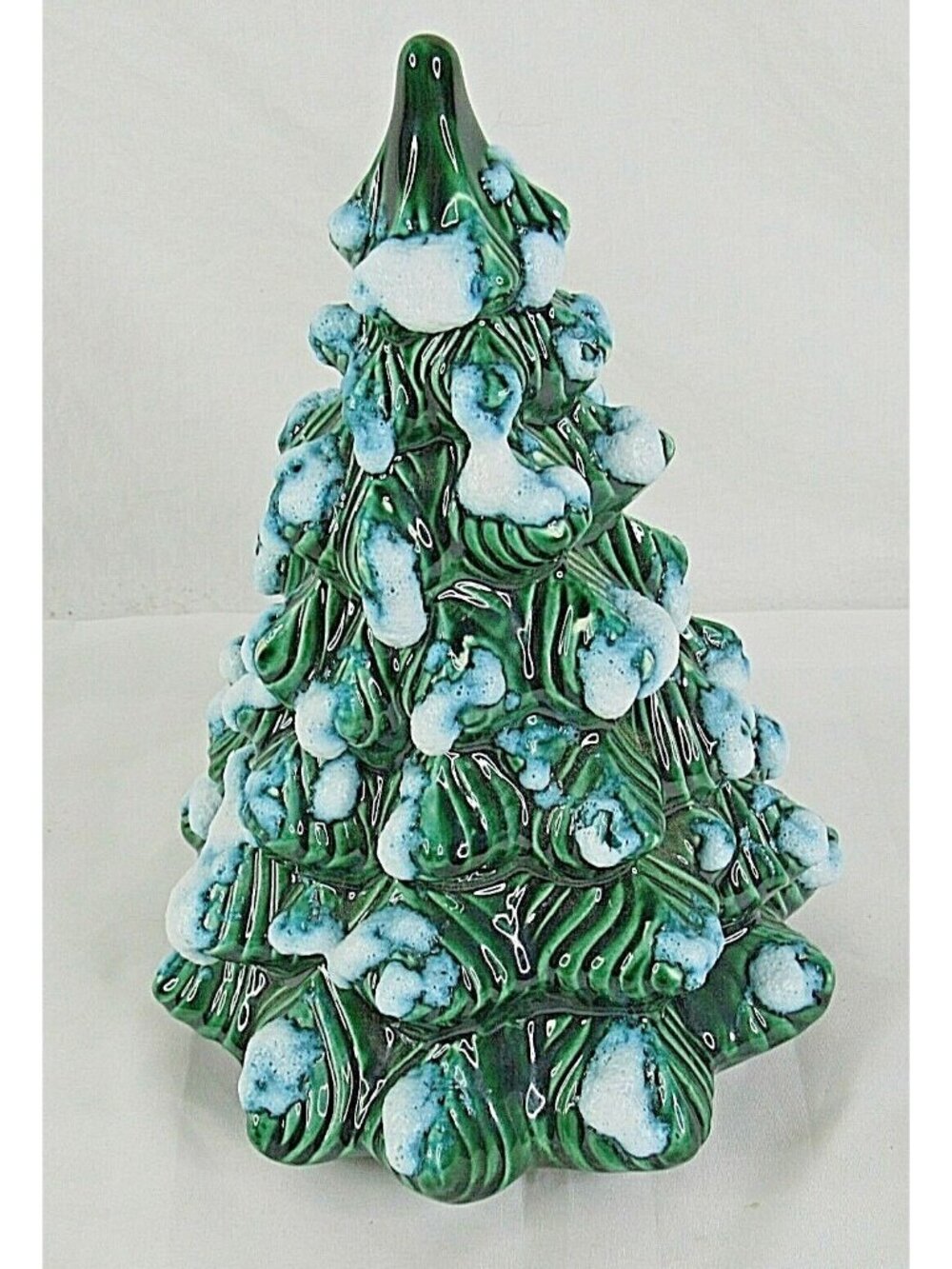 Vintage Ceramic Christmas Tree Green White Snowcaps Frosted Snow 10" Castle